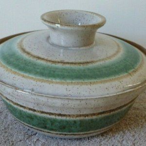 Pottery Craft #501,Made In USA,7" Round, 5" tall